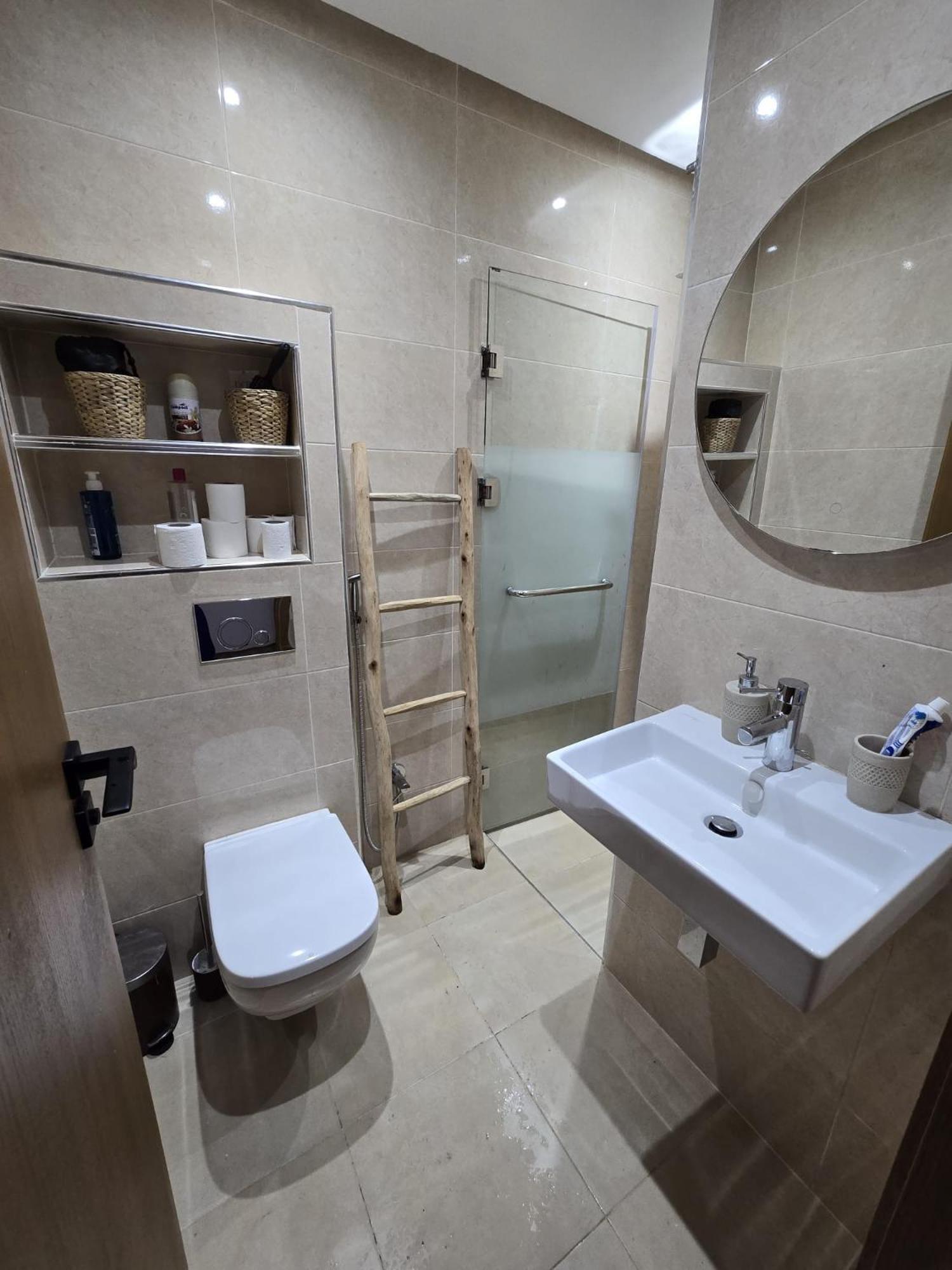 Appartement 250M2 Avec Grande Terasse Sans Vis A Vis Ensoleille Tangier Bagian luar foto